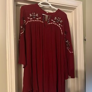 Garnet top or short dress. Could be worn with leggings!